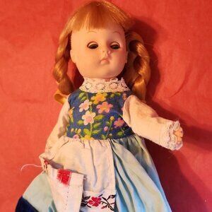 Vintage Vogue Ginny Holland/Dutch doll.  1977. Made in Hong Kong.